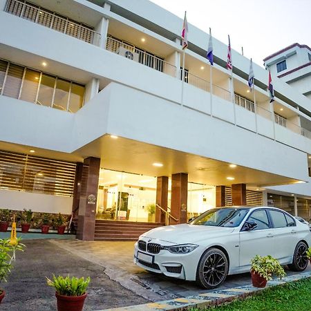 Casino Hotels Ltd Thrissur Экстерьер фото