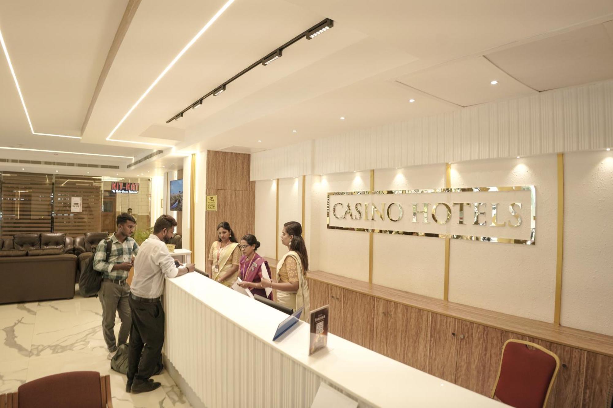 Casino Hotels Ltd Thrissur Экстерьер фото