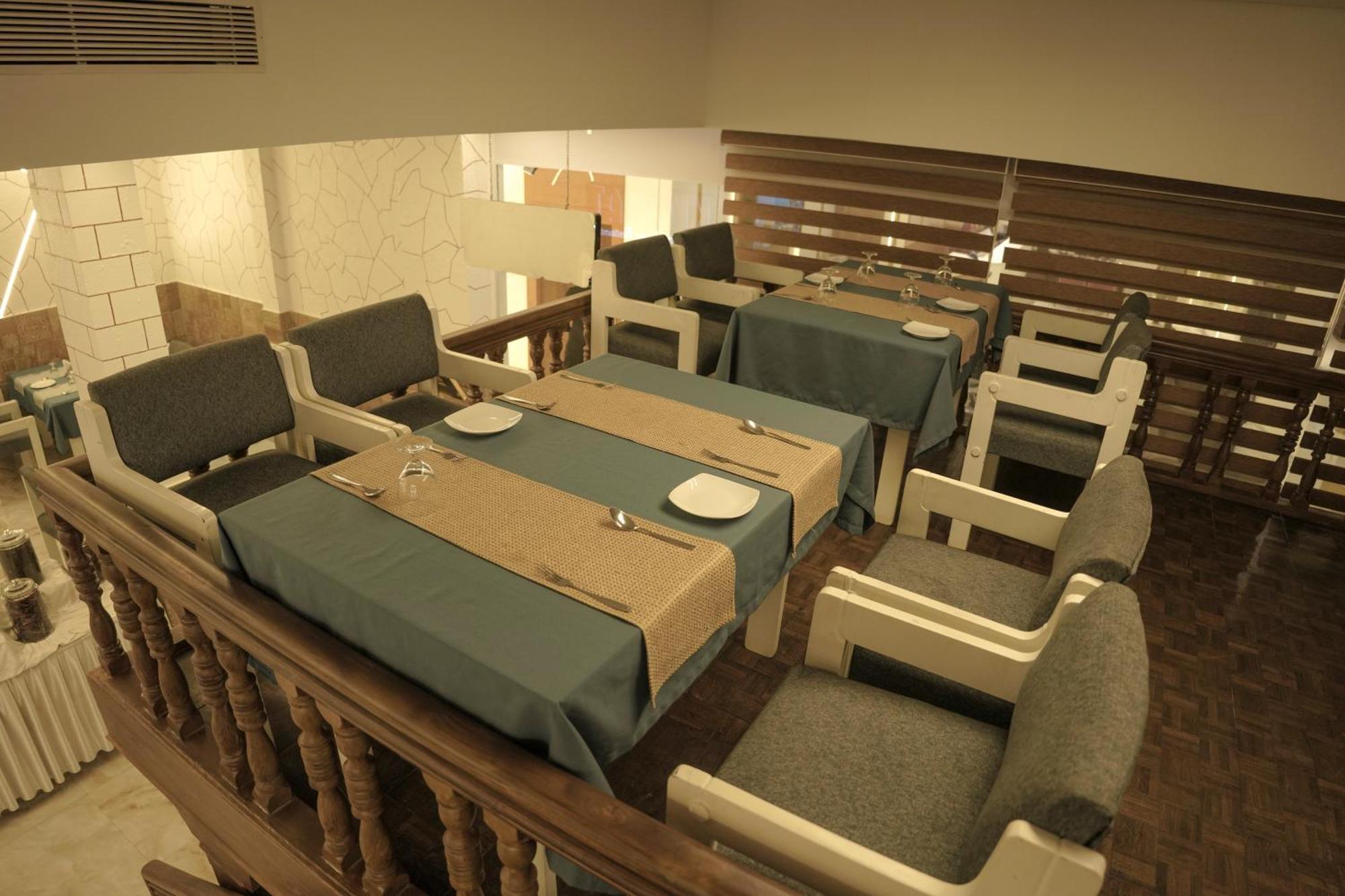Casino Hotels Ltd Thrissur Экстерьер фото