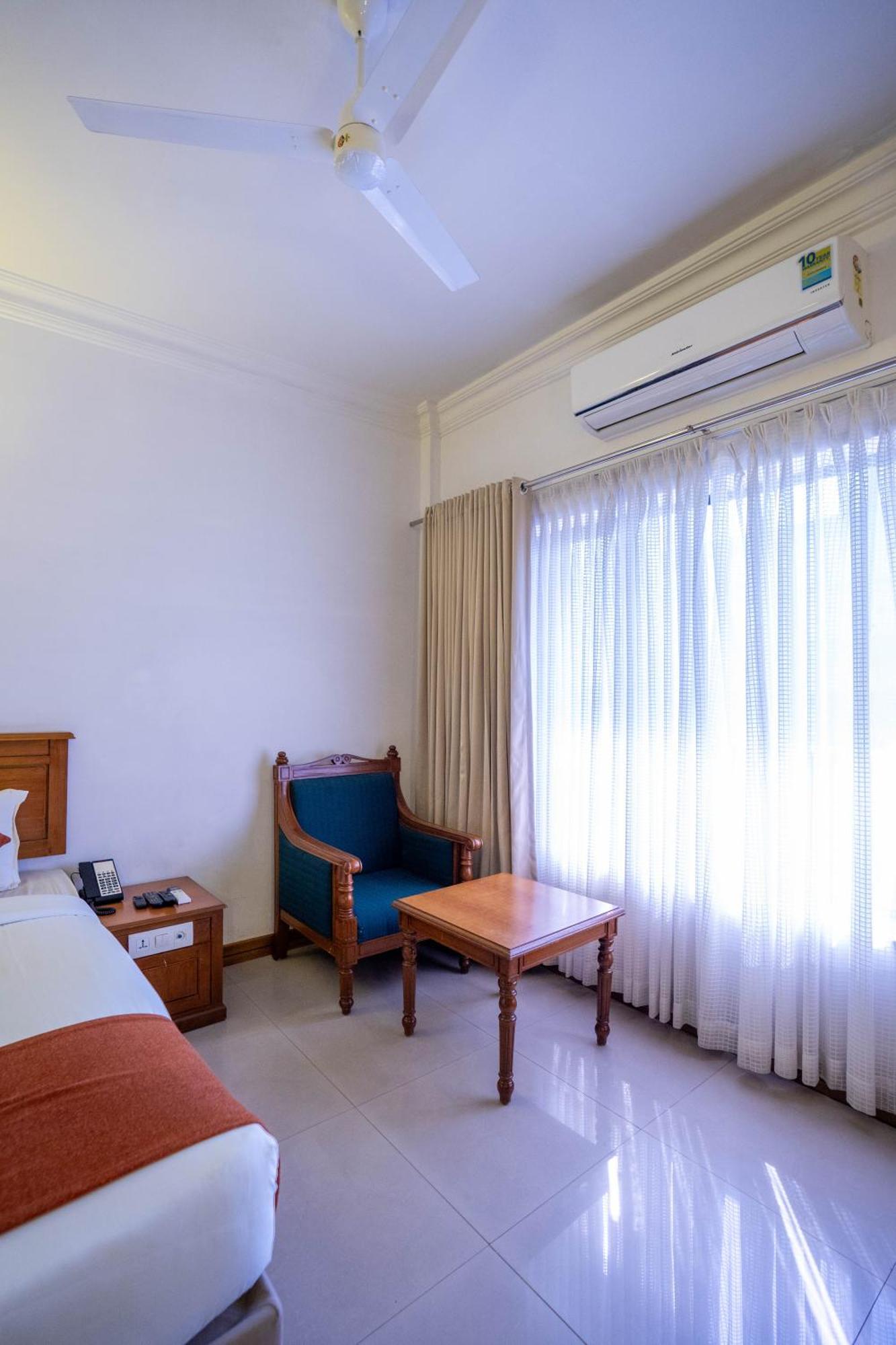 Casino Hotels Ltd Thrissur Экстерьер фото