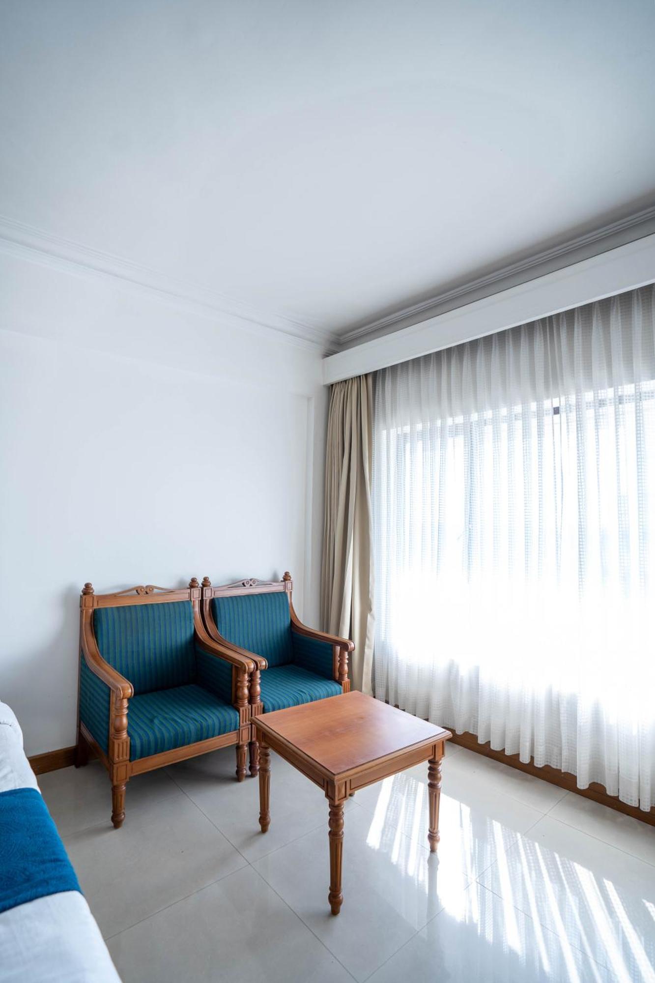 Casino Hotels Ltd Thrissur Экстерьер фото
