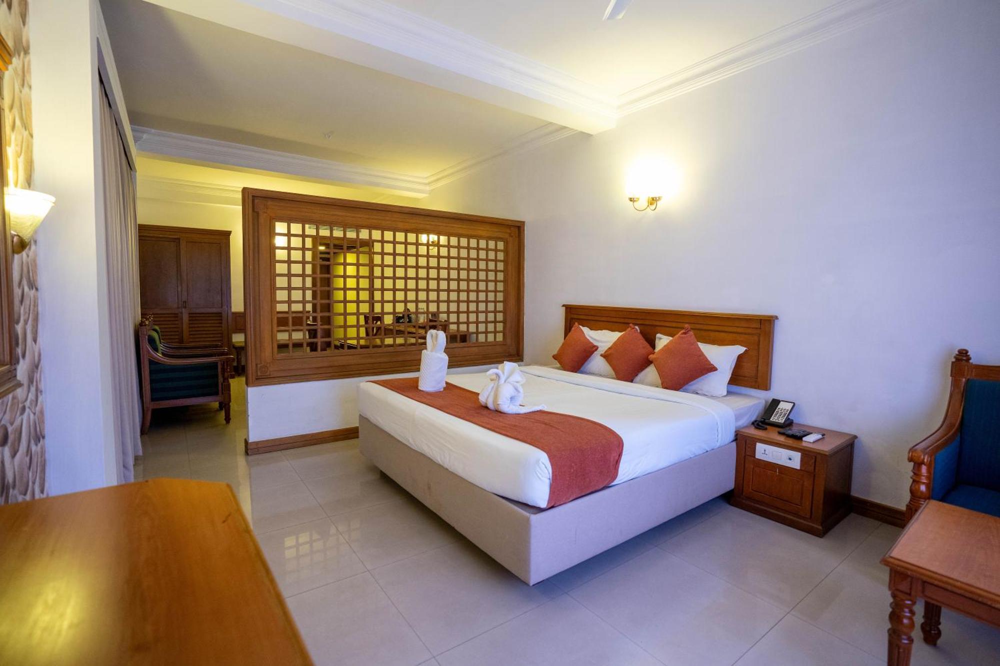 Casino Hotels Ltd Thrissur Экстерьер фото