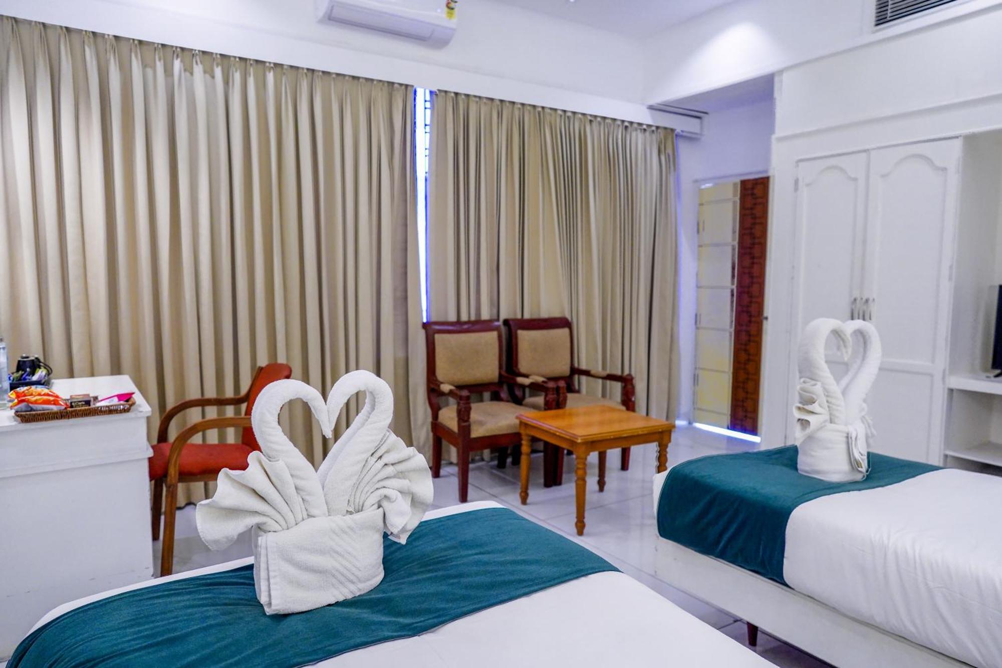 Casino Hotels Ltd Thrissur Экстерьер фото